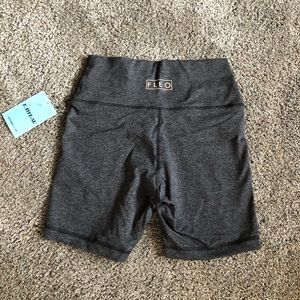 Fleo, medium, magnet black, brand new, never worn